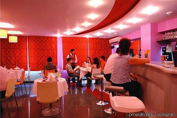 Bulvar Inn Bakü Restoran fotoğraf