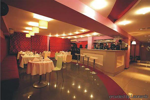 Bulvar Inn Bakü Restoran fotoğraf
